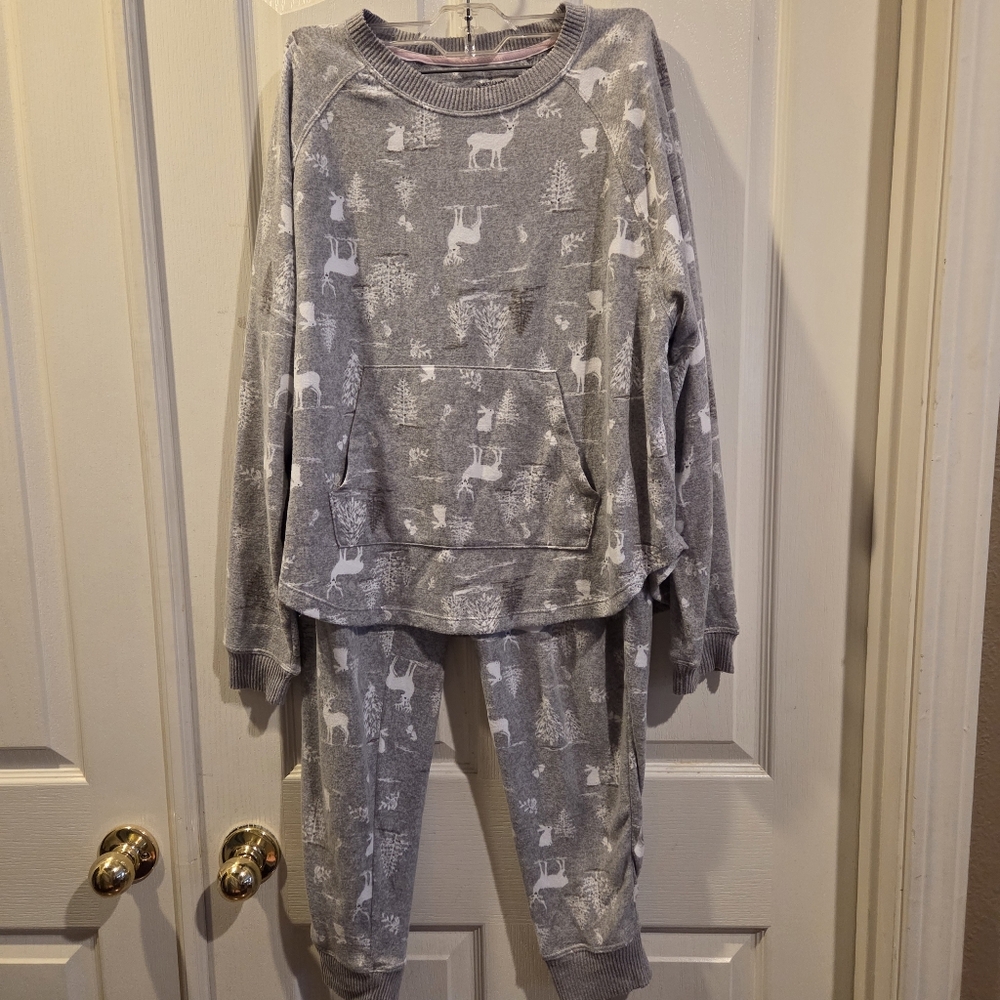 cuddl duds pajamas QVC Pajama Gray Reindeers Animals  Winter Kangaroo Large PJ